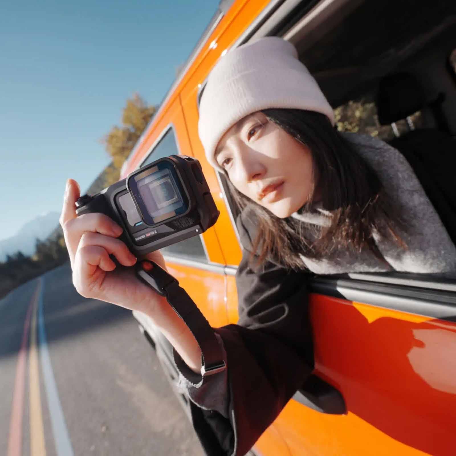 INSTA360 Ace Pro 2 Ultimate Videography Bundle CINSBBGA-image 5