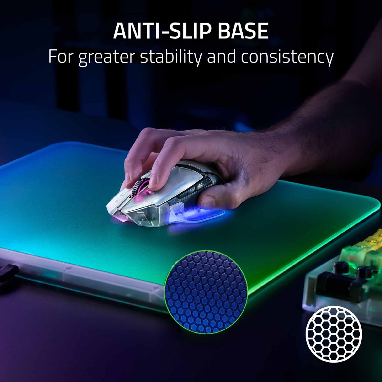 RAZER Firefly V2 Pro- Multi-zone Chroma Gaming Mouse Mat - Phantom White Edition - Frml Packaging RZ02-04920400-R3M1-image 6
