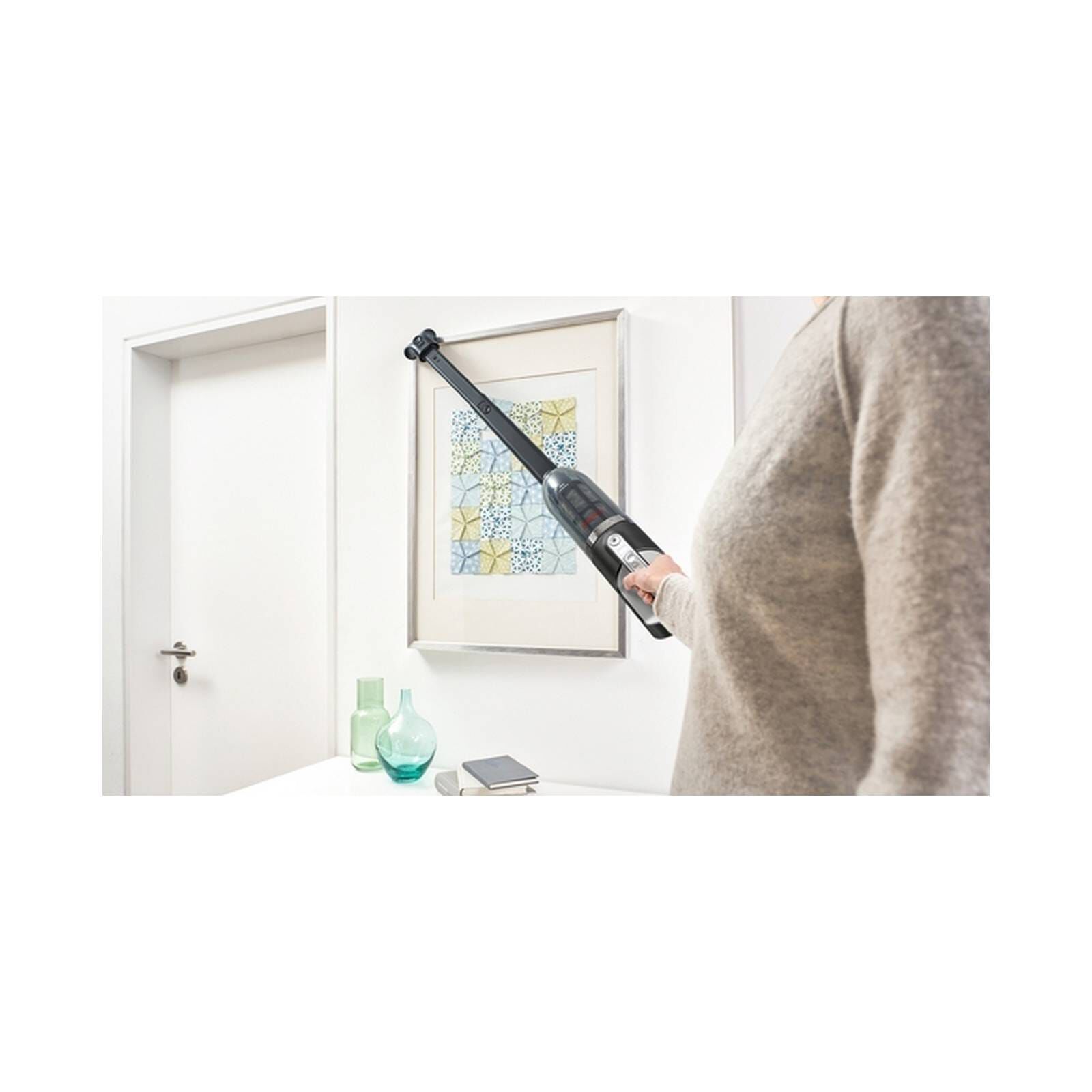 BOSCH Series 4 Handstick Vacuum Cleaner BBH3ZOO28-image 4