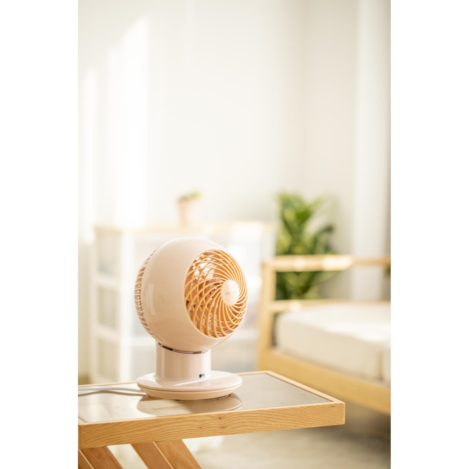 IRIS OHYAM 6 In Circulator Table Fan (coral Pink) PCF-SC15T PINK-image 3