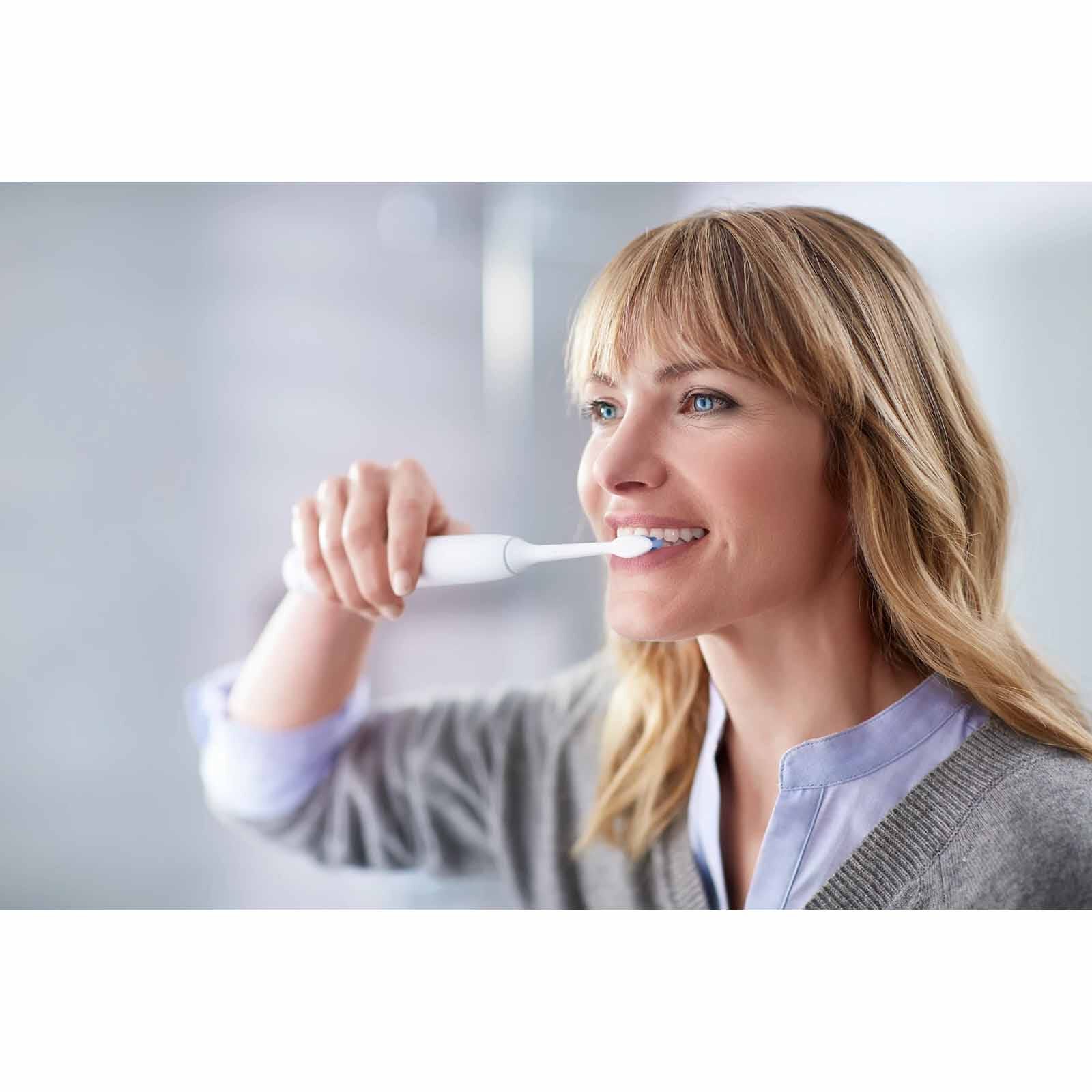 PHILIPS 4300 Sonicare Electric Toothbrush HX6809/16-image 3