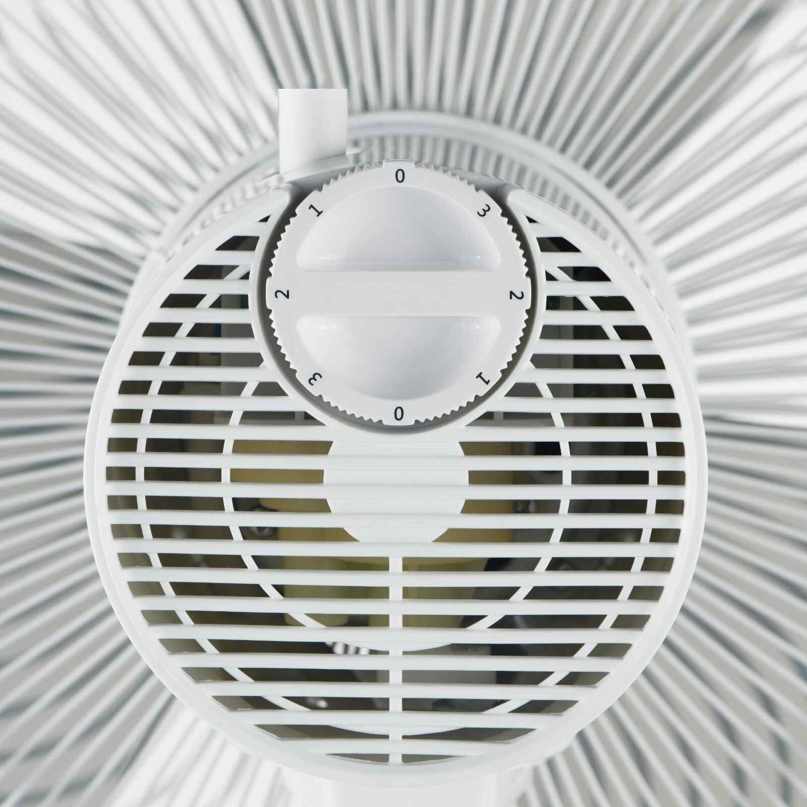CORNELL 16 In Stand Fan -white CFNS163WH-image 3