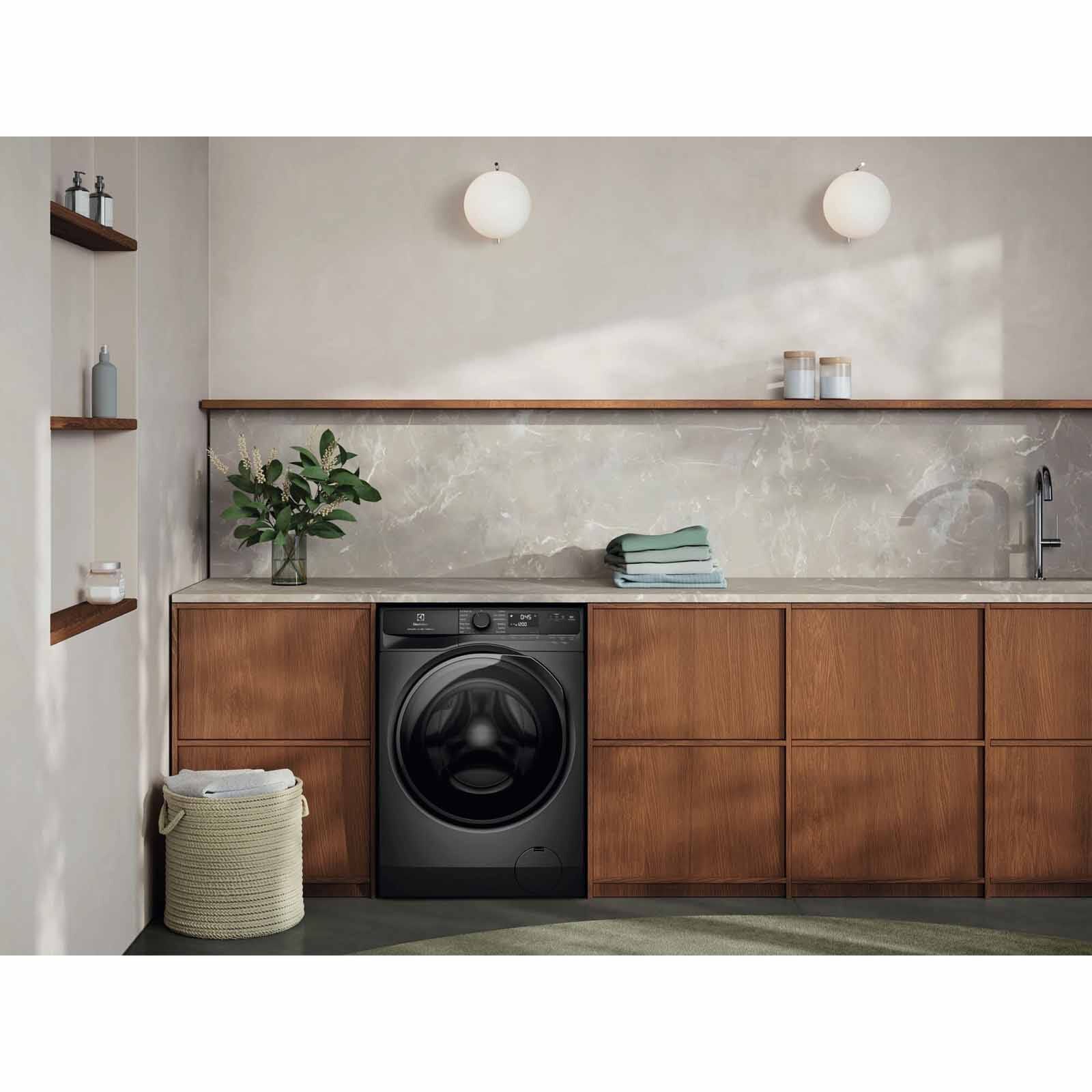 ELECTROLUX Front Load Washer Ultimatecare 500 (13kg) EWF1343P5SC-image 3