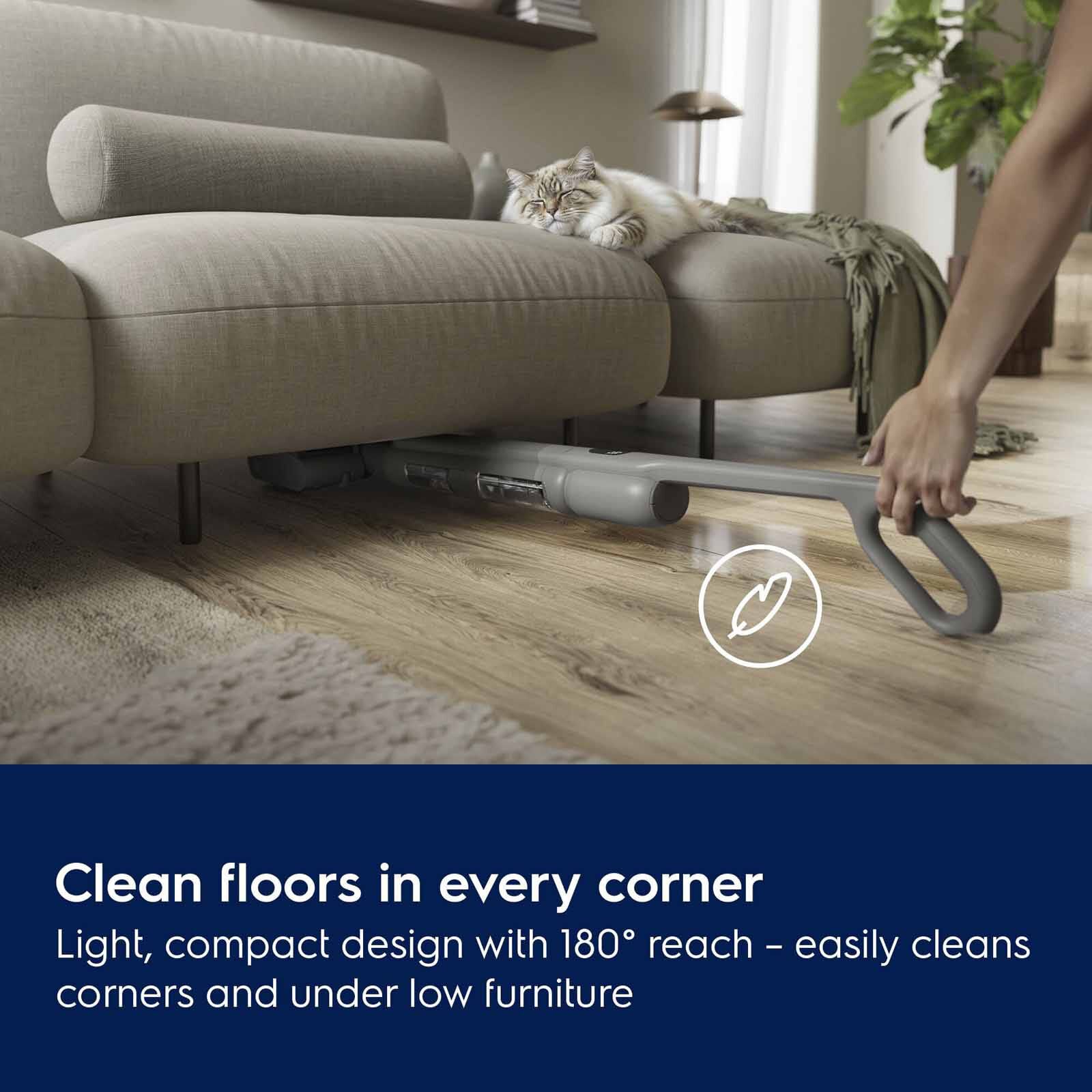 ELECTROLUX 500 Wet & Dry Cordless Handstick Vacuum Cleaner EFW51112-image 4
