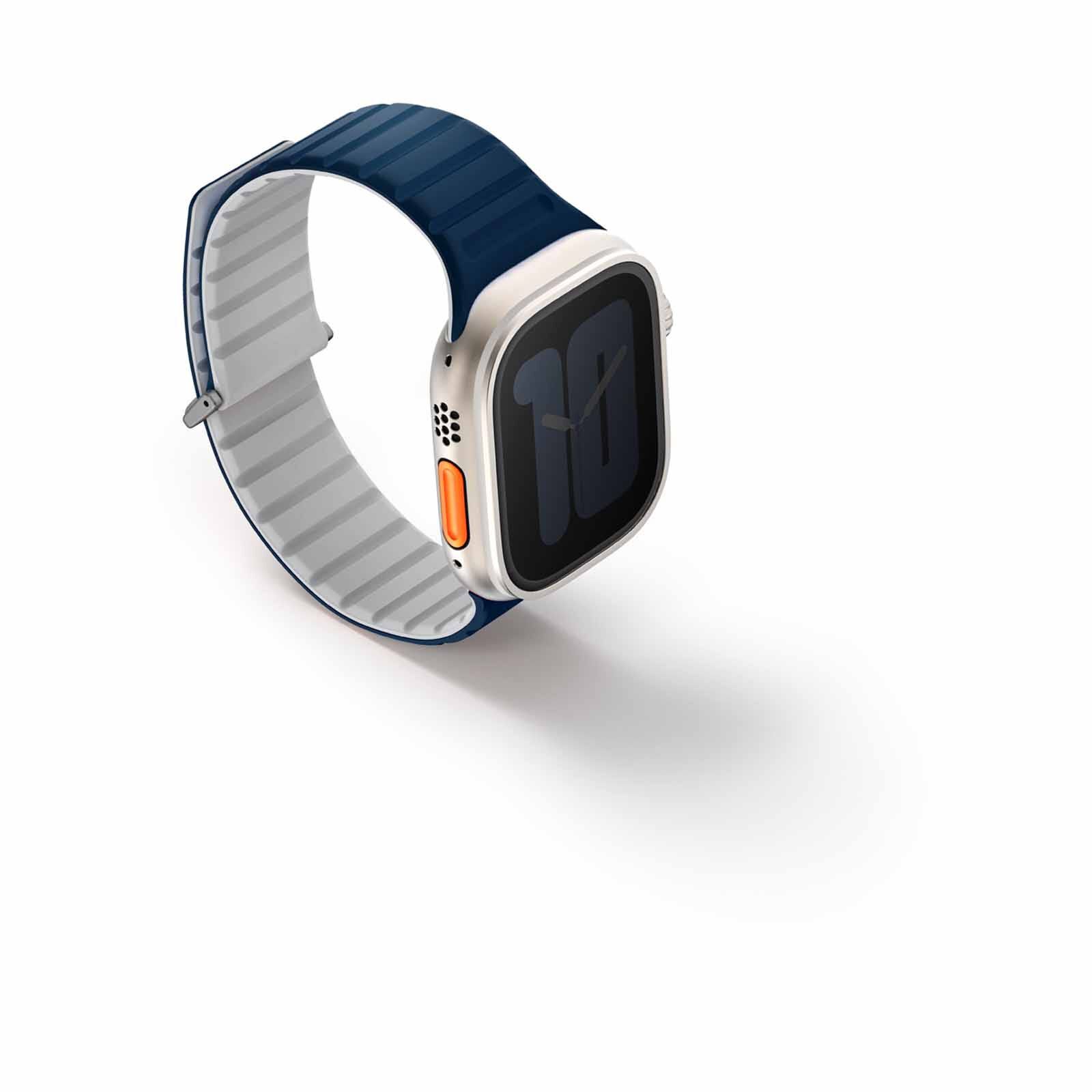 UNIQ Revix Evo Reversible Magnetic Apple Watch Strap 49/45/44/42mm - Royal Blue (royal Blue/ Chalk) UNIQ-49MM-REVERBLUCHK-image 1