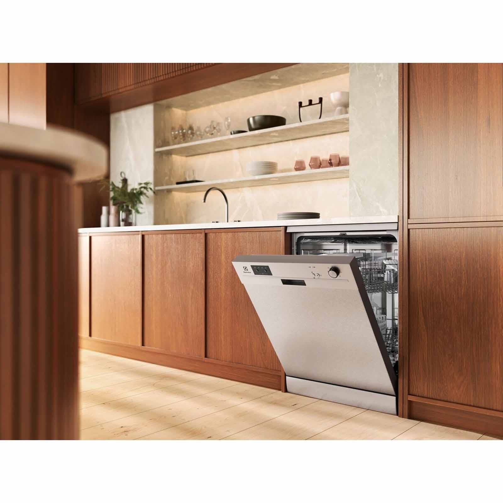 ELECTROLUX 14 Place Setting Free-standing Dishwasher EFF1460VSA-image 6