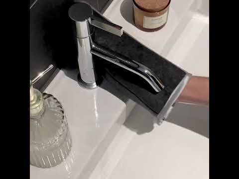 HAGERTY Mf Gloves For Glass Surfaces (microfibre) MULTI SURFACE CARE-image 2
