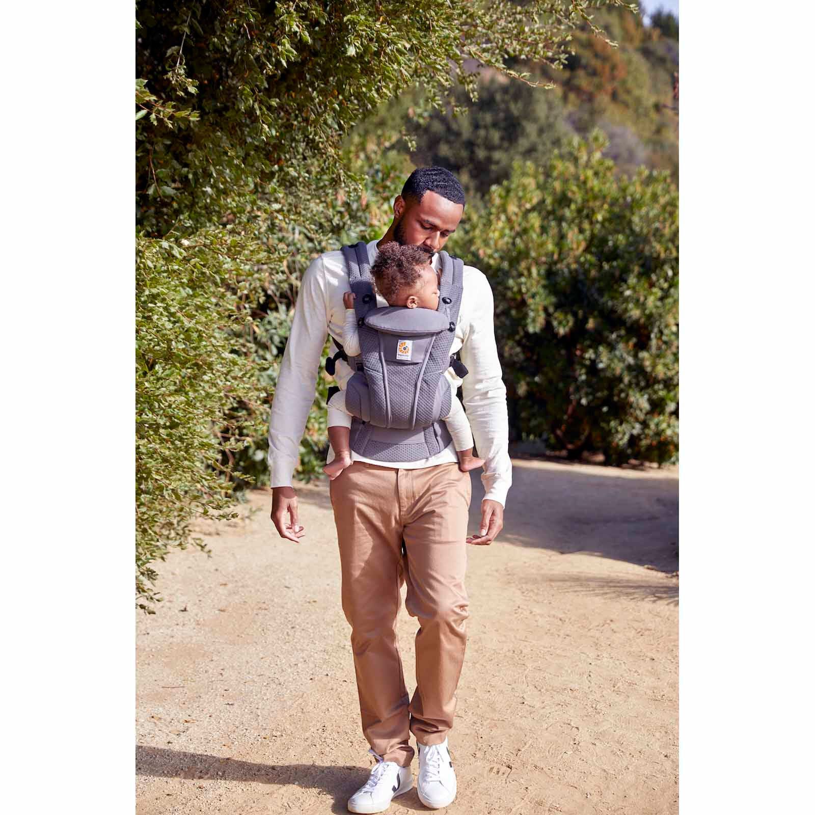 ERGOBABY Omni Breeze Baby Carrier - Graphite Grey BCZ360PGRAPH-image 5