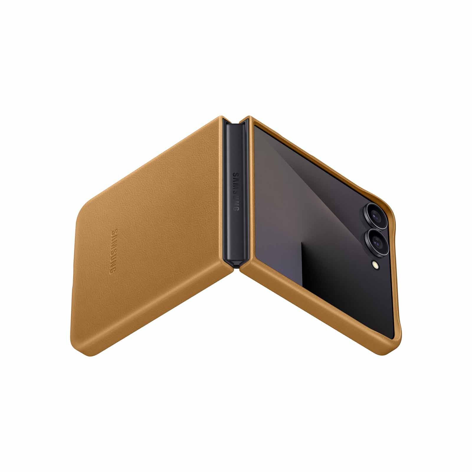 SAMSUNG Galaxy Z Flip7 Kindsuit Case Camel EF-VF766PAEGWW-image 4