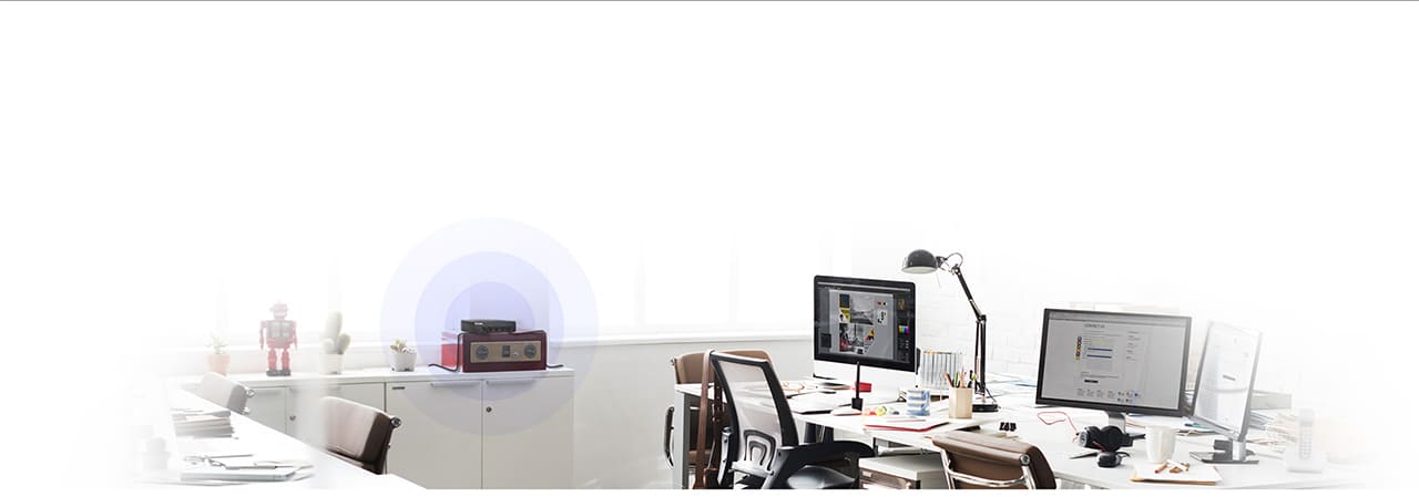 Plug-and-play. Easily extend a network.